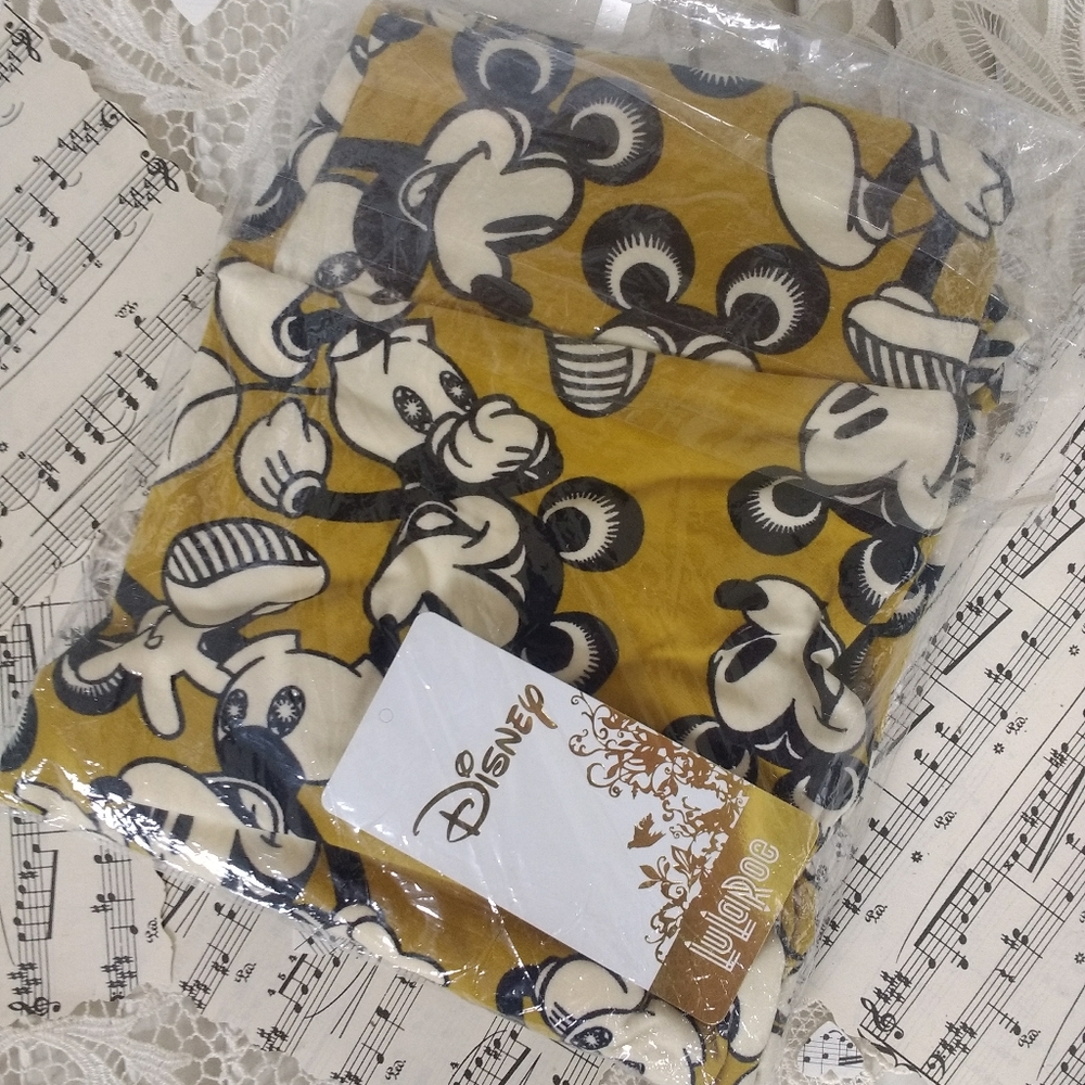 NWT LuLaRoe Disney Mickey OS Leggings - Picture 1 of 2